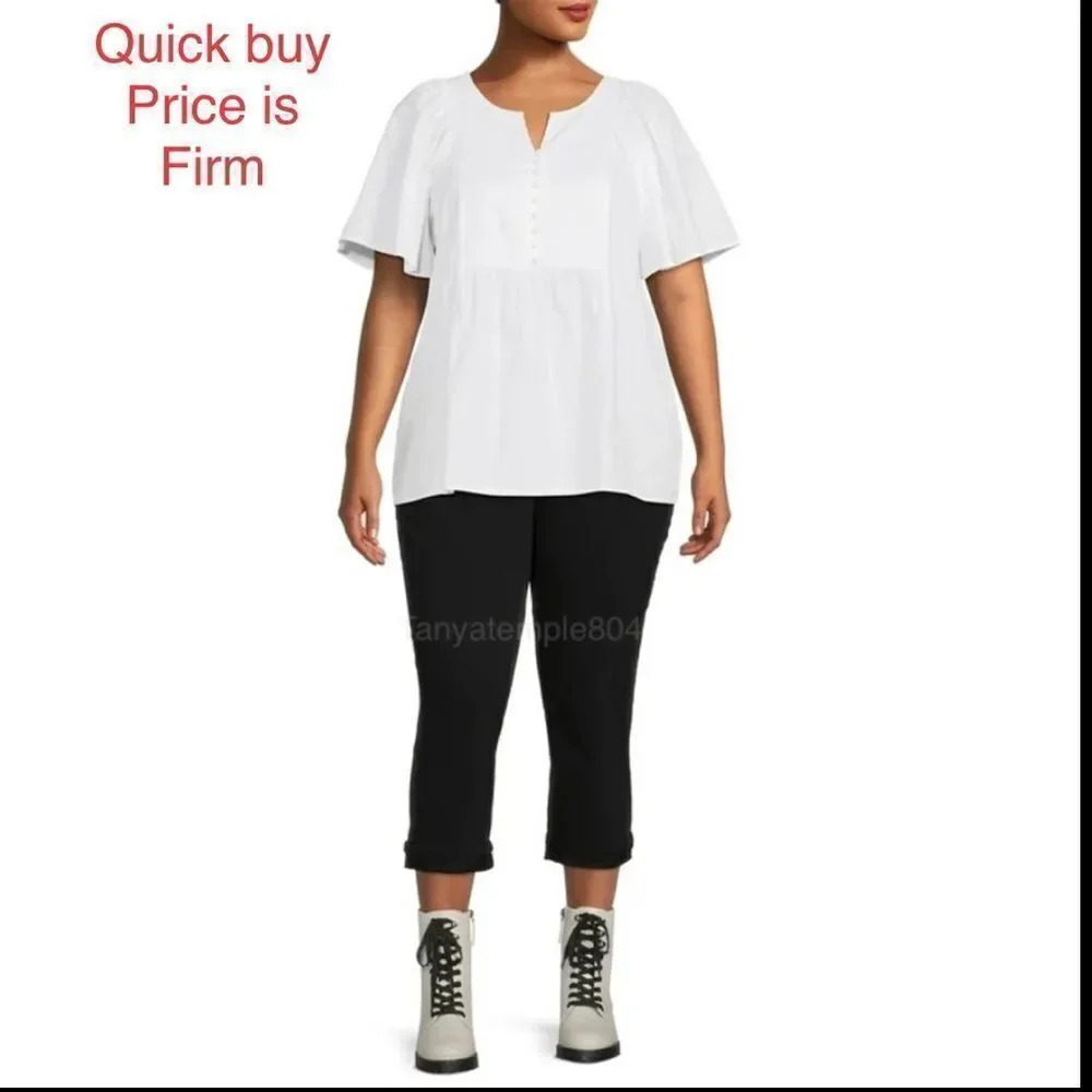 Terra & Sky Women's Plus Size Pull On Curvy Capri Pants with frayed pock…